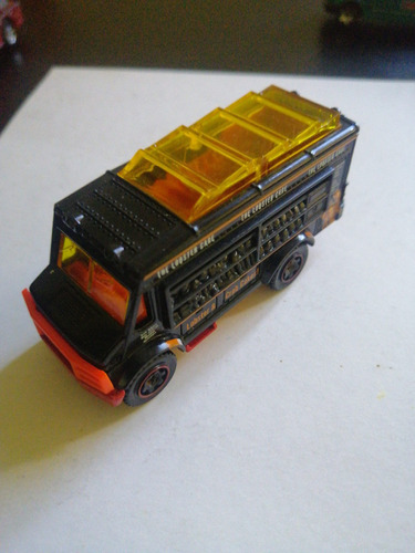 Matchbox Metal 18/100 Mbx City Series Chow Mobile Lobster 
