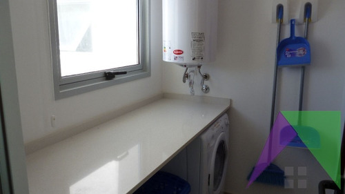 Apartamento En Peninsula, 2 Dormitorios *- Ref: 27207