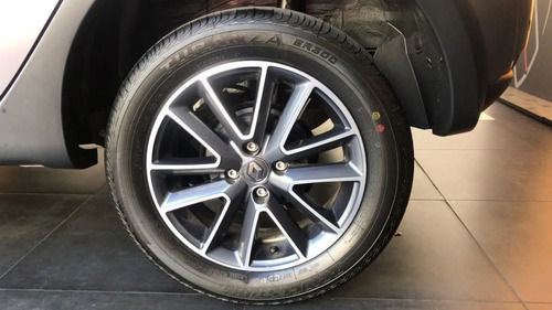 Imagen 14 de 15 de Renault Logan 1.6 16v Intense