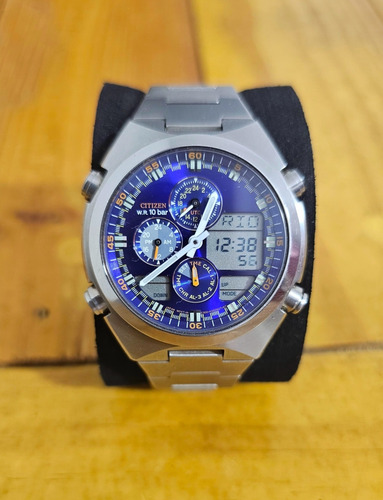 Citizen C300 - Azul Raro Prateado Prateado Azul (Usado)