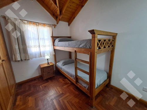 Venta Cabaña 3 Ambientes Con Piscina Y Sauna - Zona Centro- San Martin De Los Andes
