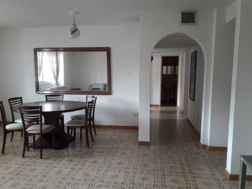 Imagen 4 de 12 de Family House Alquila Apartamento En Alta Vista Anays