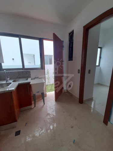 Imagen 10 de 20 de Casa Exclusiva Y Moderna A Estrenar En Venta, Las Carmelitas, Santiago (jpc-209)