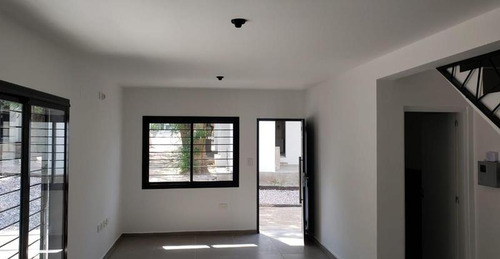 Dúplex En Venta En Villa Allende! 2 Dor.