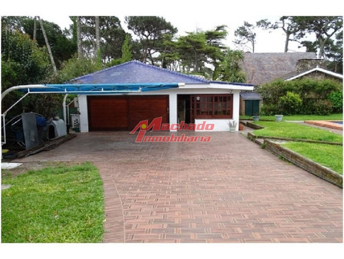 Excelente Casa En La Mansa A 300 Metros Del Mar - Ref: 5571