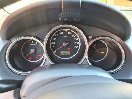 Imagem 5 de 13 de Honda Fit 2004 1.4 Lx 5p