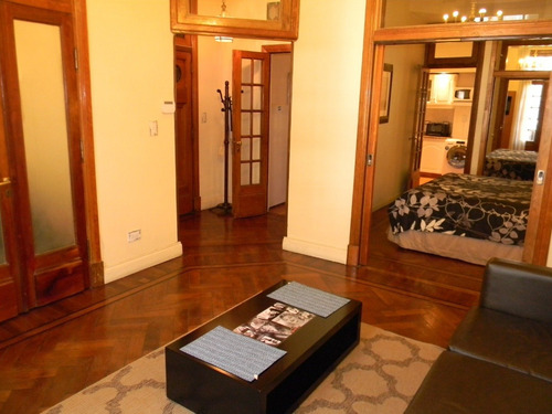 Venta. Negociable. Departamento. 3 Ambientes. Peña 2300. Recoleta.
