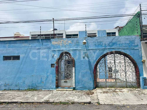 Casa En Renta, Colonia Quintas Marthas, Cuernavaca, Morelos.