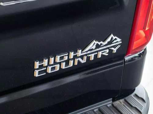 Chevrolet Silverado 5.3 V8 High Country
