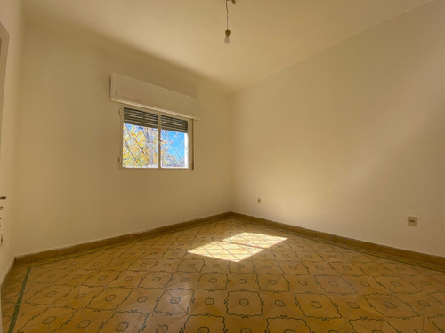 Alquiler Casa De 2 Dormitorios En Perez Castellanos