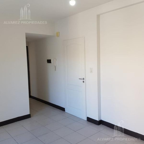 Imagen 6 de 14 de Departamento 2 Ambientes Venta Merlo