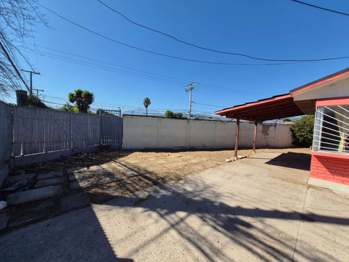 Rzarriendo Comercial En Sector El Calle Alberdi, Quillota.