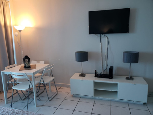 Complejo Castle Beach, Collins Ave 5445