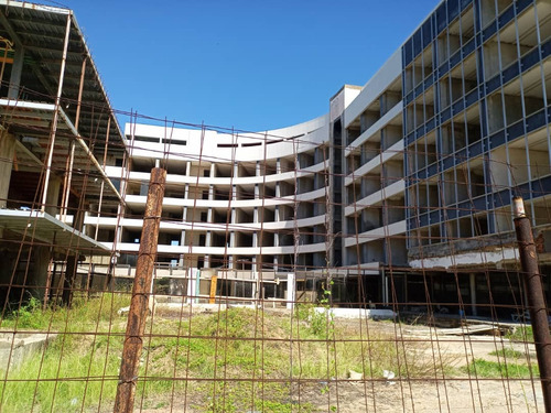 Imagen 8 de 15 de Venta Complejo Hotelero En Obra Gris Tiene Casino Activo, En La Isla De Margarita. Inf. Ma.fda. Varela 0424-1045413