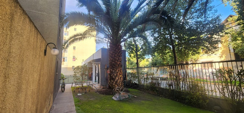 Departamento En Venta De 3 Dorm Estac Patio En Santiago