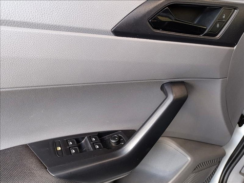 Imagem 13 de 14 de Volkswagen Virtus 1.6 Msi Flex Manual 2019