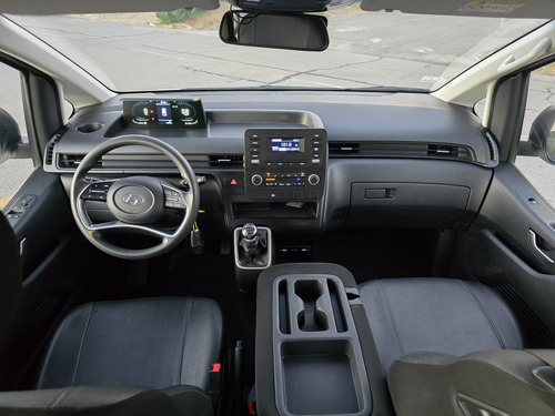 Hyundai H1 Staria Minibus Diesel