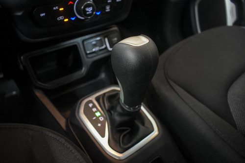 Jeep Renegade 1.8 4X2 SPORT AT