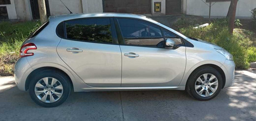 Peugeot 208 2015 1.5 Active