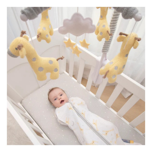 Imagen 2 de 5 de Móvil Musical Noah Giraffe Living Textiles