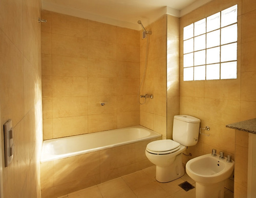 Particular Vendo Dpto 2 Dorm. Y 2 Baños Centro.