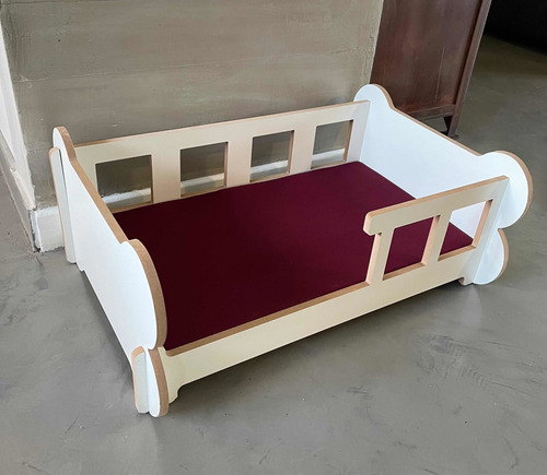 Imagen 5 de 7 de Cama Cucha Perros De Madera Huesito