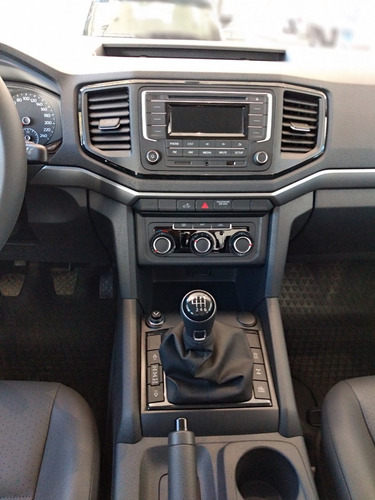 Imagen 15 de 15 de Volkswagen Amarok Trendline 4x2 2022 Mh