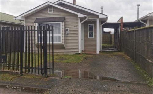 Casa En Venta De 2 Dorm. En Puerto Varas