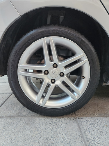 Peugeot 308 2.0 Feline 143cv