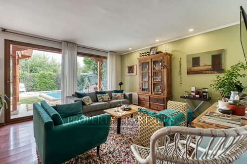 Linda Casa En Condominio