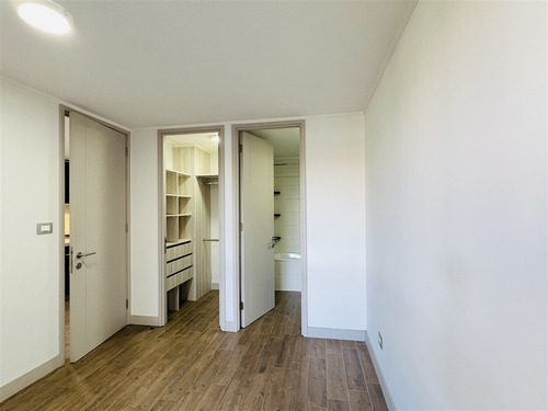 Calle San Diego, Cercano A Metro Franklin. 1d1b. Arriendo