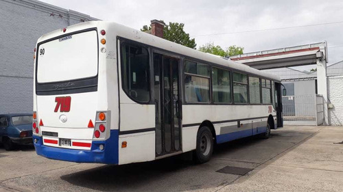 Mercedes Benz Of 1722 2011 42 Con Aire