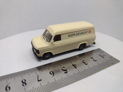 Ford Transit Praline 1:87 A4213 Milouhobbies