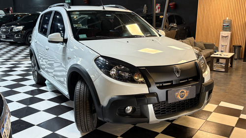 Renault Sandero Stepway 1.6 Privilege Nav 105cv