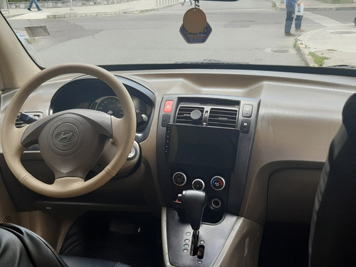 Hyundai Tucson Gl 4x2 Tiptronic Ac
