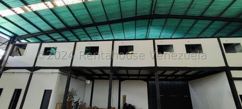 Ms: 24-23329 Vendemos O Alquilamos Nuevo Galpón En Filas De Mariche. A=1900m2, 6b, 20p.