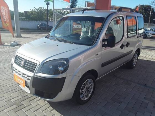 Imagem 1 de 10 de Fiat Doblò 1.8 Mpi Essence 7l 16v Flex 4p Manual