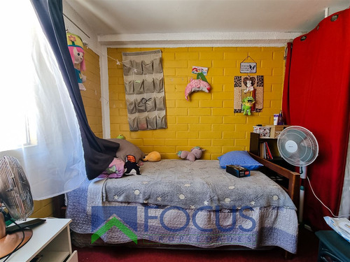 Casa En Venta De 2 Dorm. En Padre Hurtado