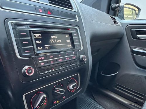 Imagen 3 de 25 de Volswagen Suran 2018 39.000 Km