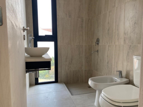 Departamento En Venta En El Palomar, Morón, G.b.a. Zona Oeste