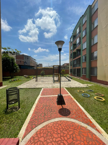 Apartamento En Venta En Cali Primero De Mayo