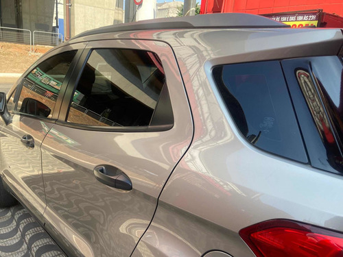 Imagem 8 de 11 de Ford Ecosport 2017 1.6 16v Freestyle Flex 5p