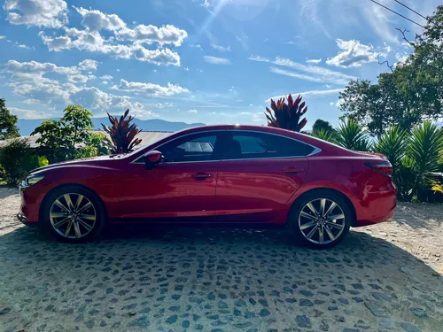 Mazda 6 2.5 Signature