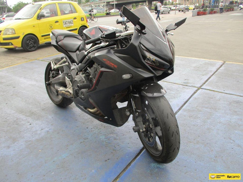 Moto Honda Cbr 650 R