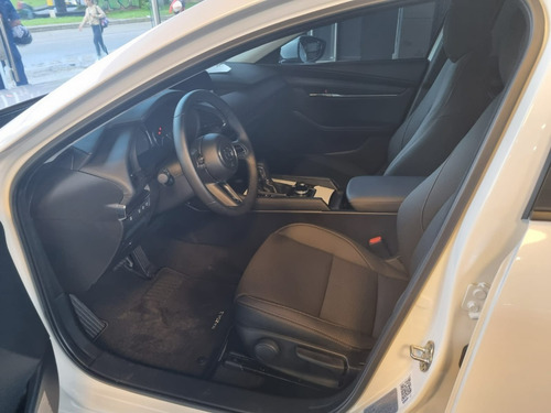 Mazda 3 2.0 Touring