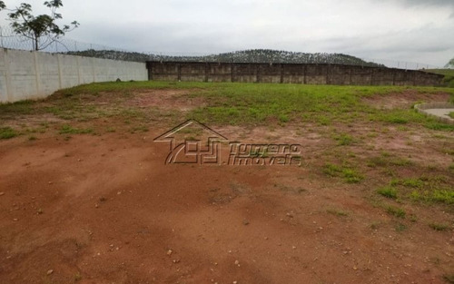 Terreno Com 1.045m² - Residencial Mantiqueira