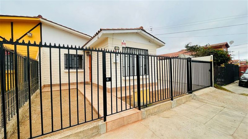 Casa En Arriendo De 3 Dorm,1 Baño, El Milagro En La Serena 