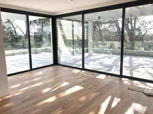 Venta Apartamento Penthouse 3 Dormitorios Carrasco Ref 730