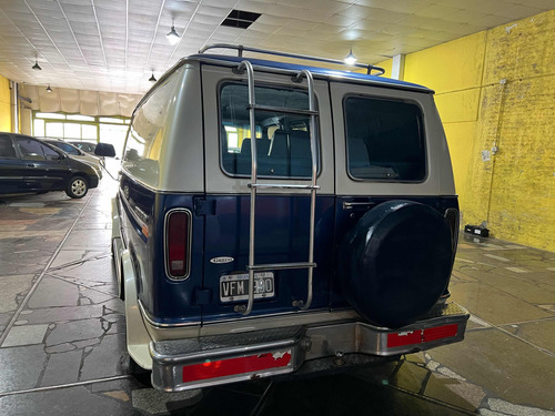 Ford Econoline 150 Motor Deuz 4