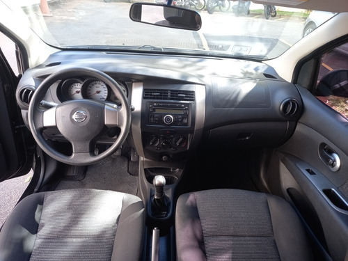 Nissan Livina 2013 1.6 S Flex 5p